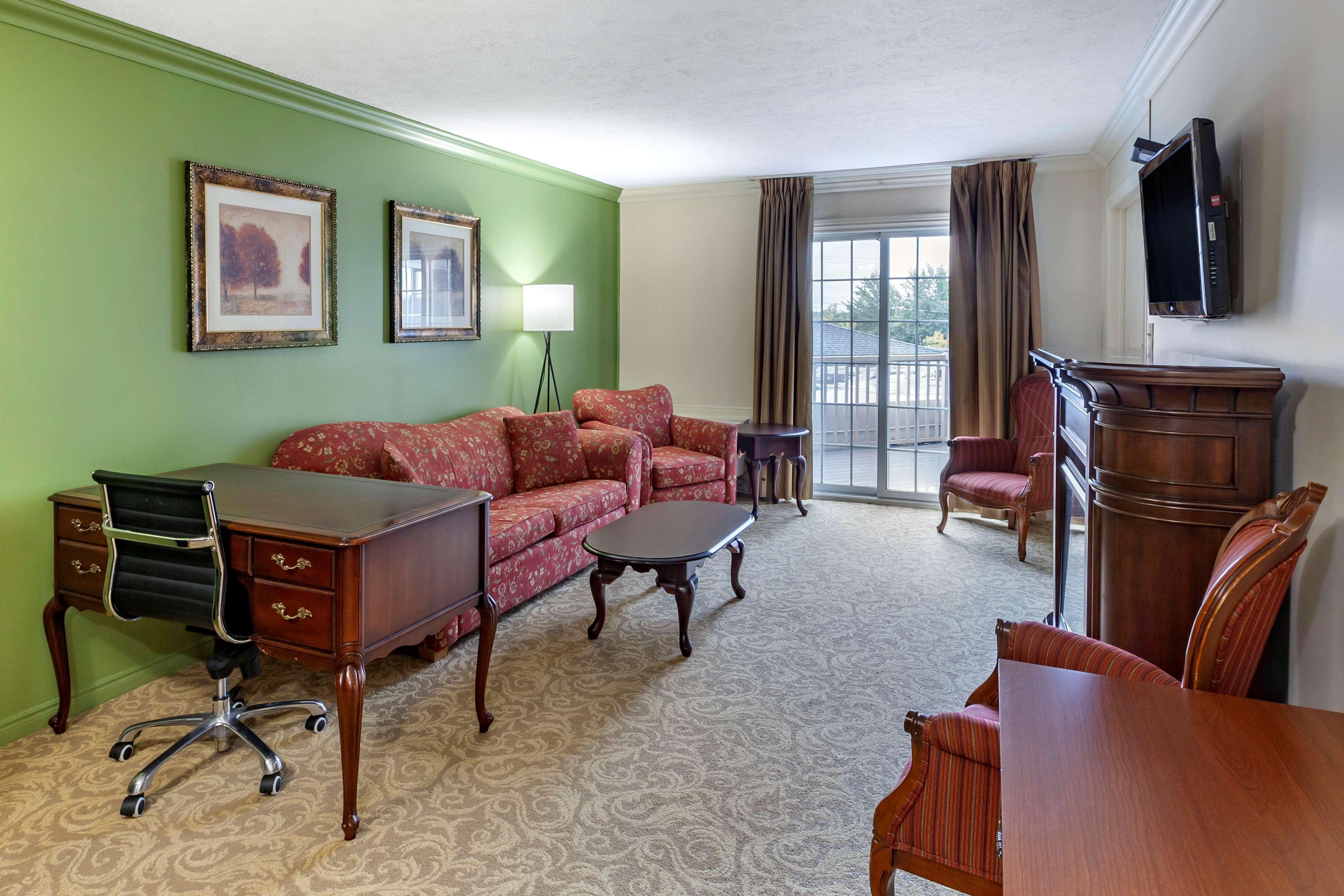 Surestay Plus Hotel By Best Western Kincardine Bagian luar foto