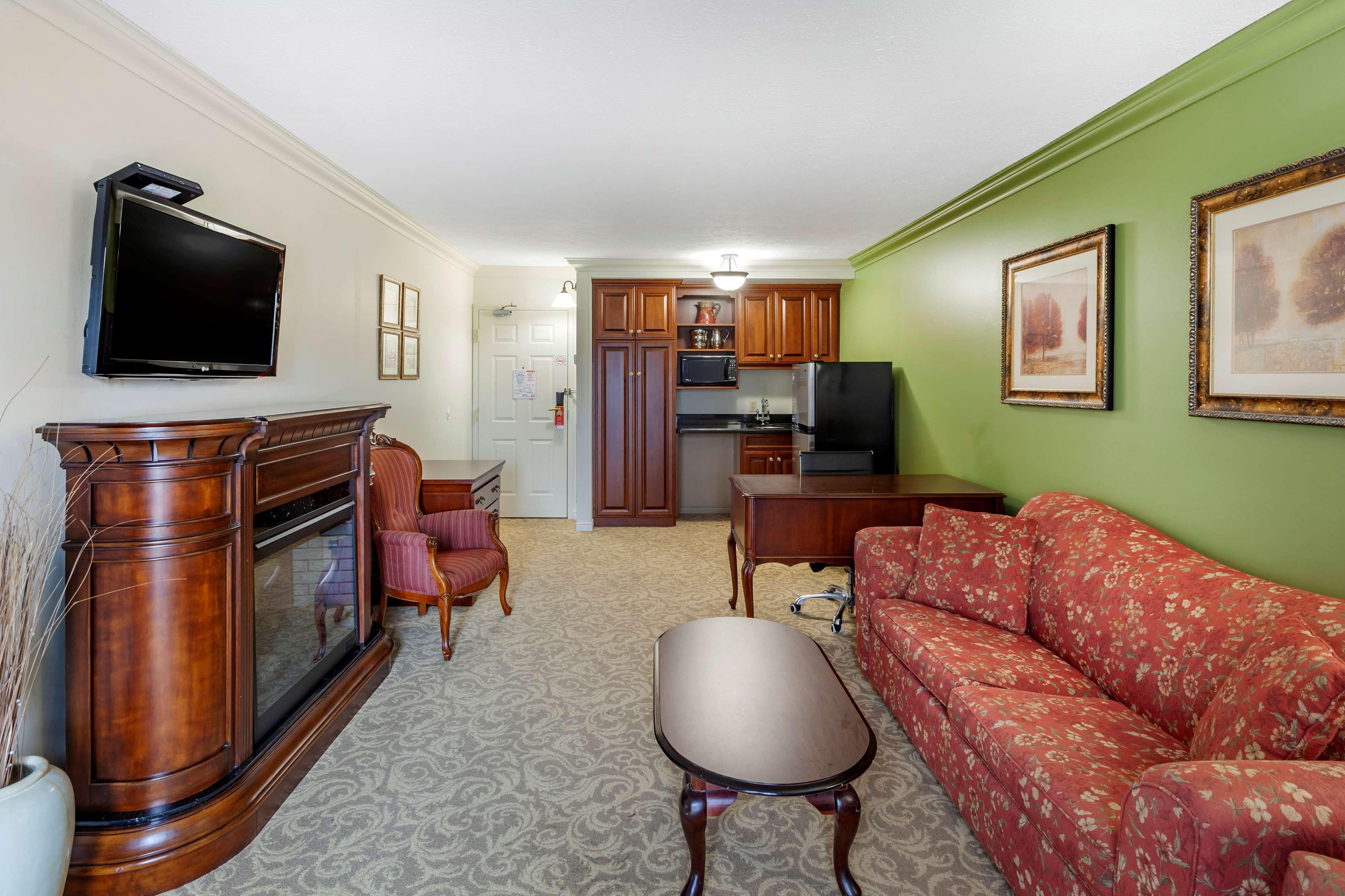 Surestay Plus Hotel By Best Western Kincardine Bagian luar foto