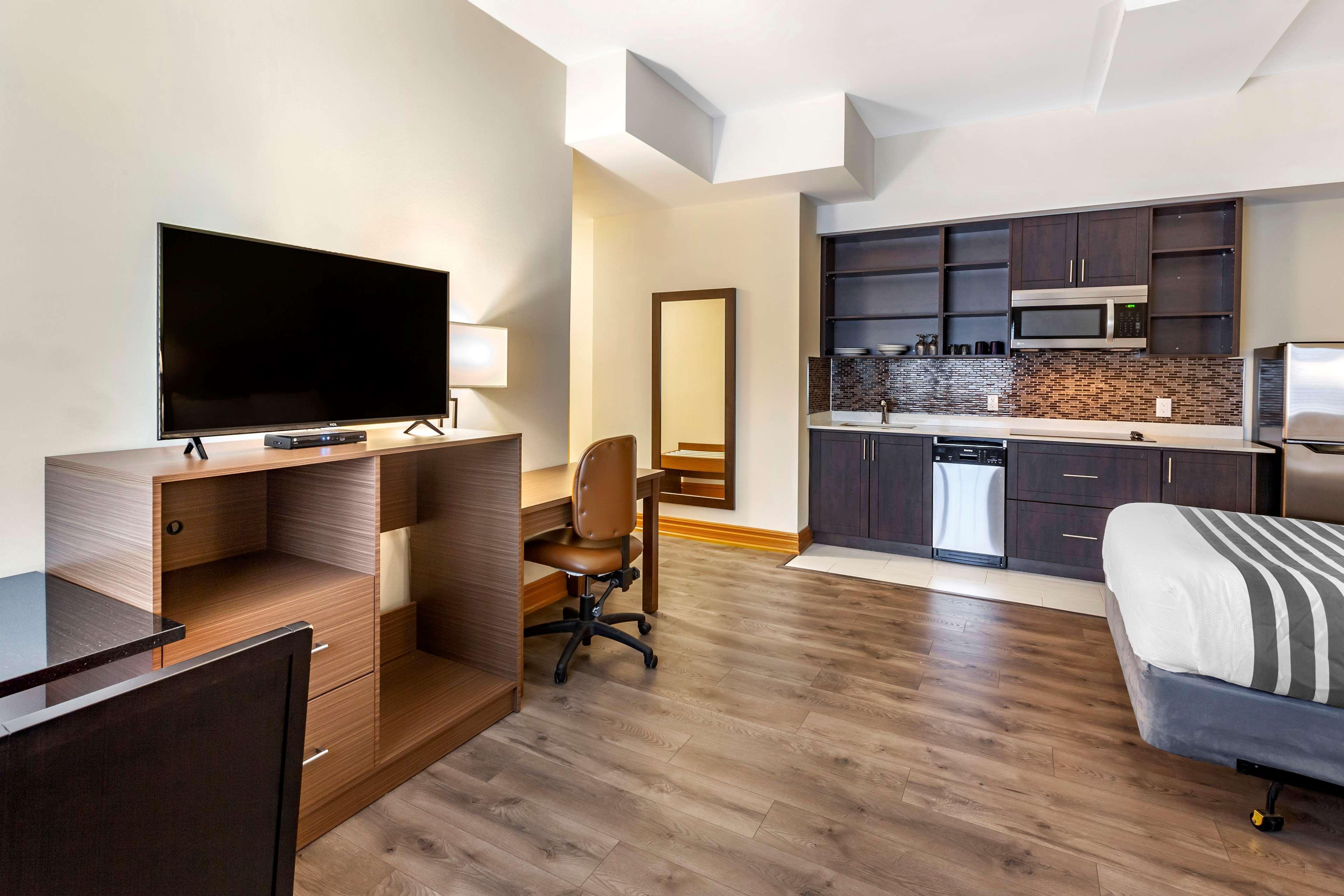 Surestay Plus Hotel By Best Western Kincardine Bagian luar foto
