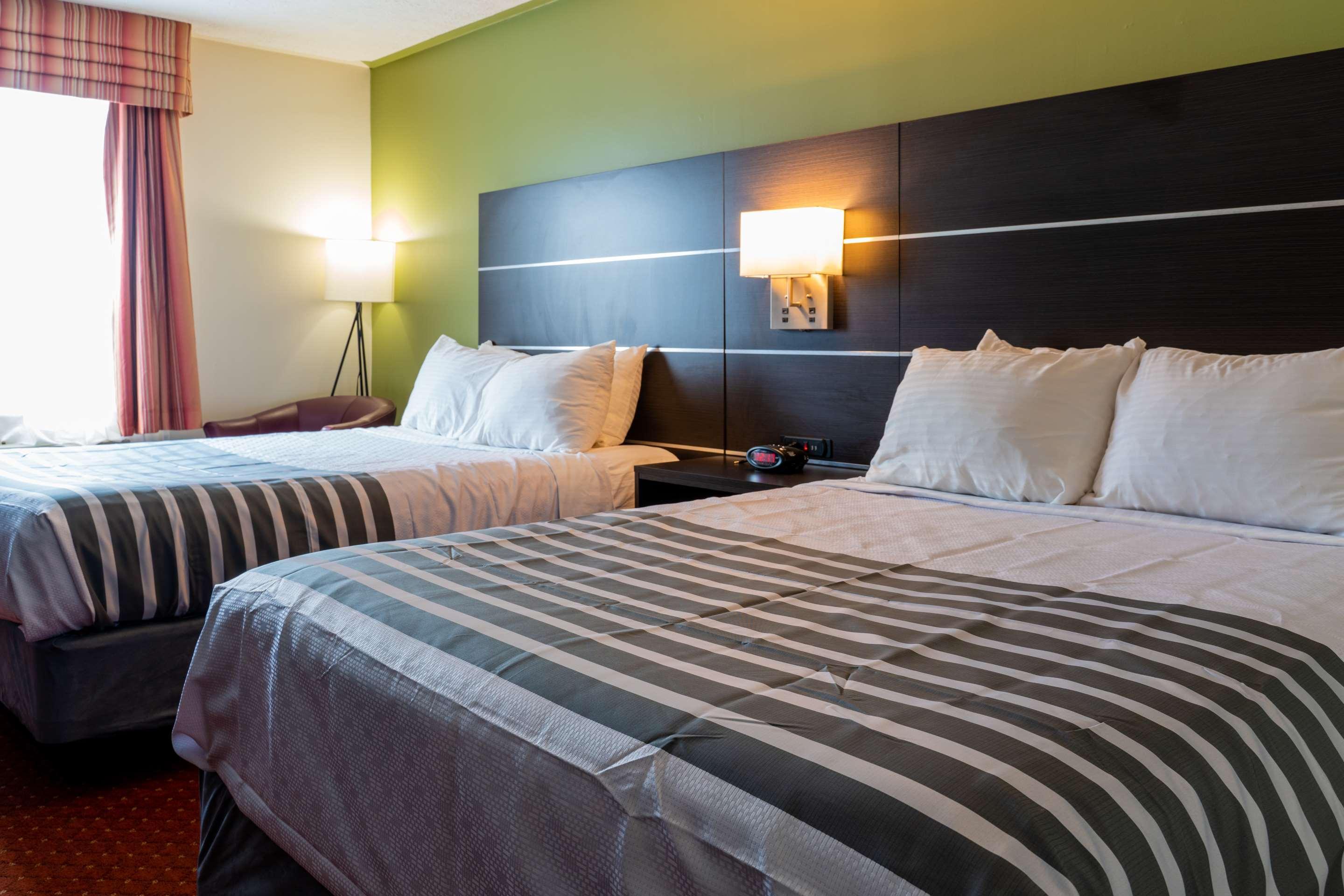 Surestay Plus Hotel By Best Western Kincardine Bagian luar foto